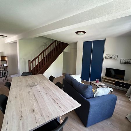 Apartament Duplex Avec Piscine La Roche-Posay Zewnętrze zdjęcie