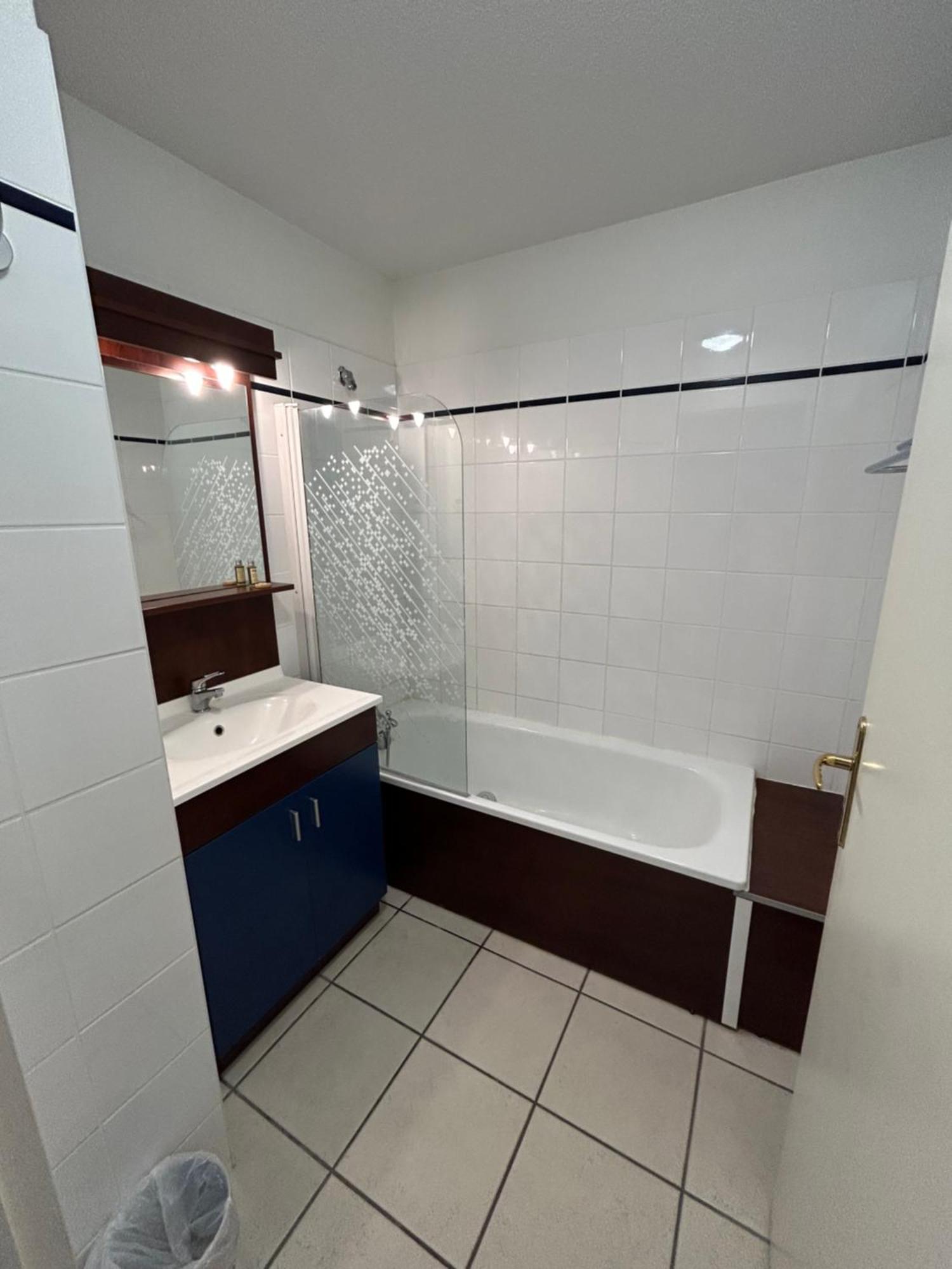 Apartament Duplex Avec Piscine La Roche-Posay Zewnętrze zdjęcie