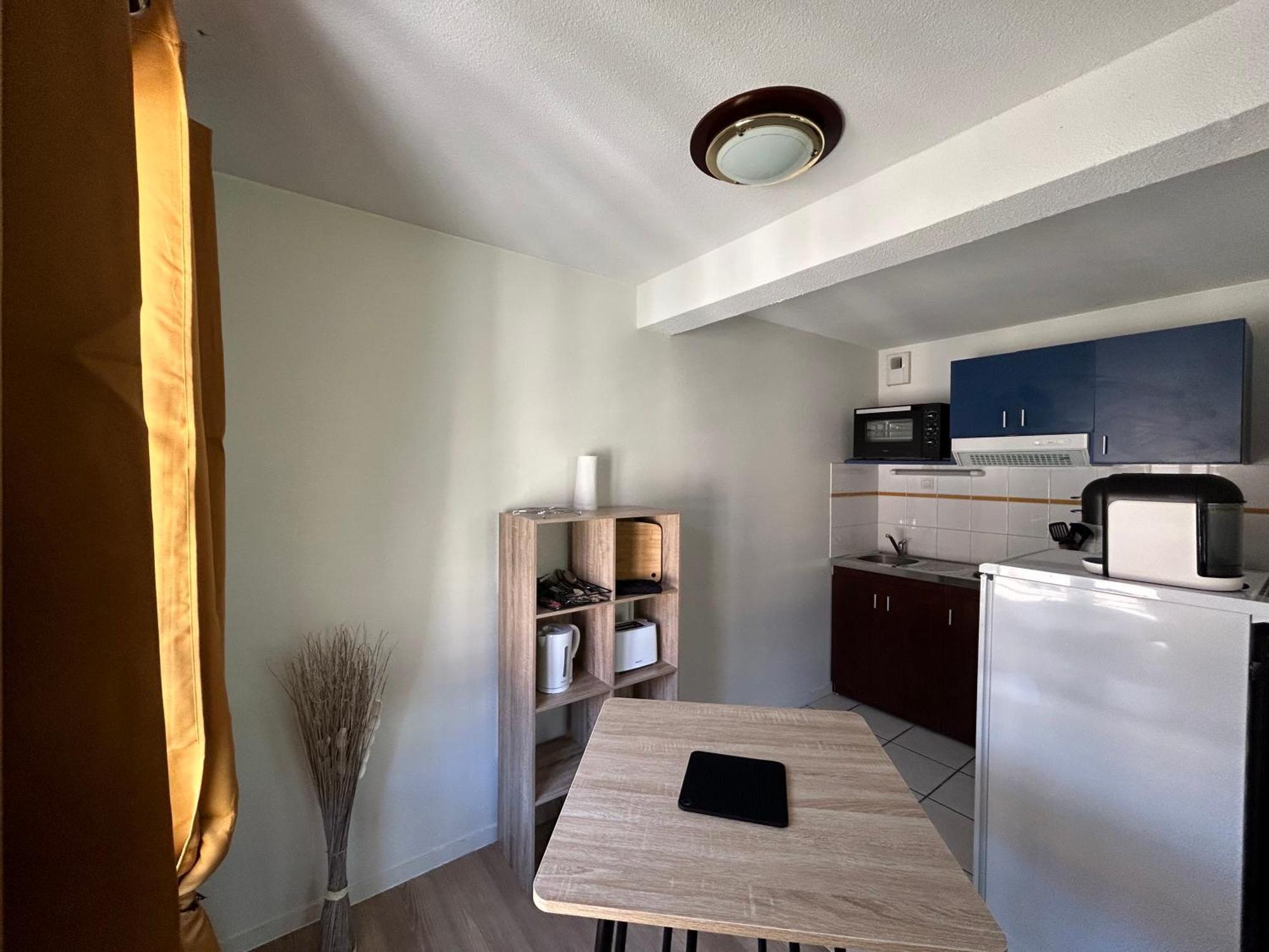 Apartament Duplex Avec Piscine La Roche-Posay Zewnętrze zdjęcie